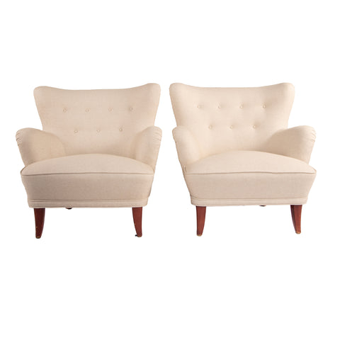 #140 Pair of Lounge Chairs by Ilmari  Lappalainen