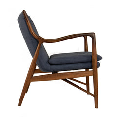#569 Lounge Chair in Rosewood by Finn Juhl